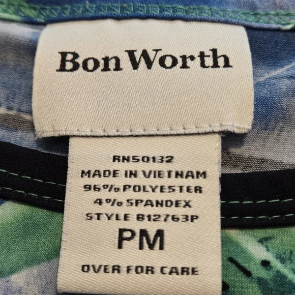 Bon Worth Women's Petite Medium Multicolor Abstract Top Ocean Colors 3/4 Sleeves - Picture 6 of 9